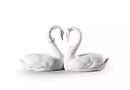 LLADRÓ Endless Love Swans Figurine. Porcelain Swan Figure