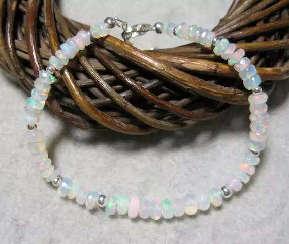 Opal Bracelet Welo Opal Natural Faceted