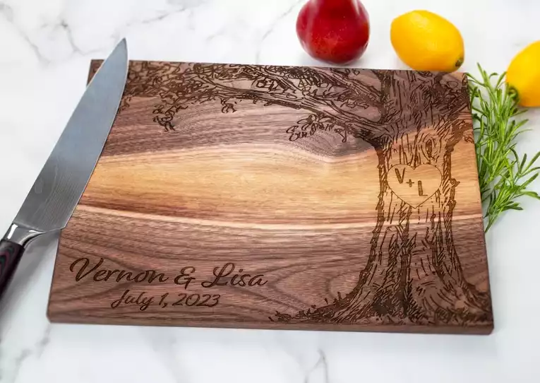 Personalized Engraved Cutting Board Oak Tree Design